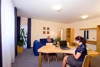 Hotel Trend